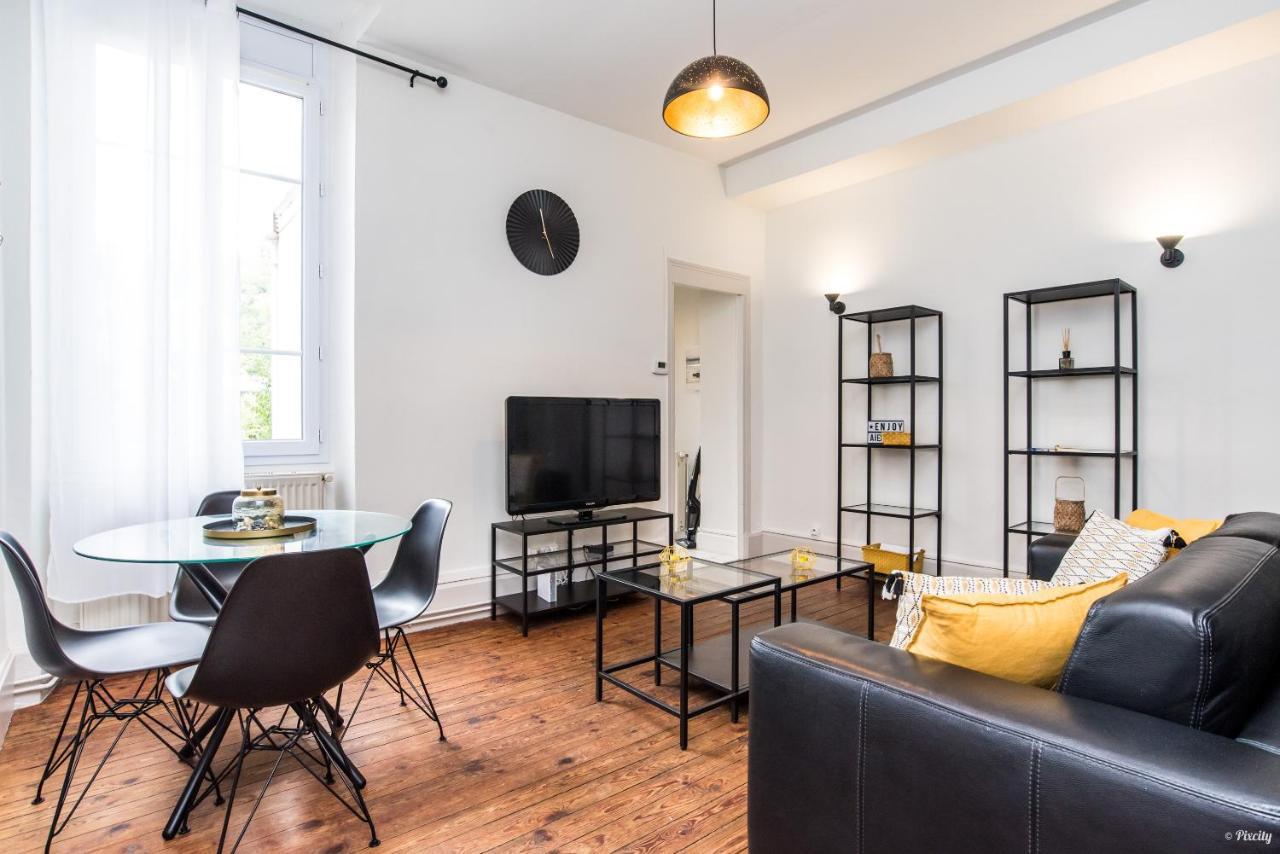 Appartements Scaliger Wifi Proche Gare Ажан Екстериор снимка